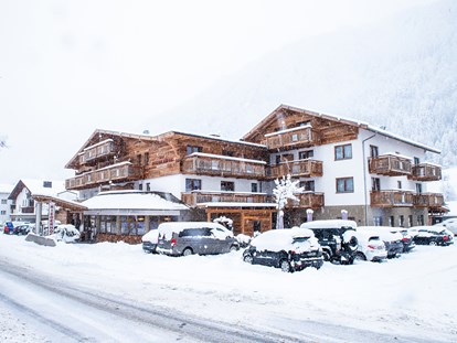 Hundehotel - St. Leonhard (Trentino-Südtirol) - Genießen Sie den Tiroler Winter bei uns im Hotel Riederhof - Hundehotel Riederhof