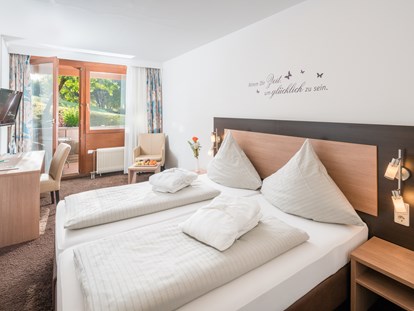 Hundehotel - Schwarzwald - Doppelzimmer Standard Beispiel Gästehaus Himmelreich - Hotel-Resort Waldachtal