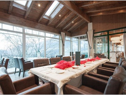 Hundehotel - St. Leonhard (Trentino-Südtirol) - Restaurant winter garden - DAS FINKENNEST “Panorama Familyhotel & SPA”