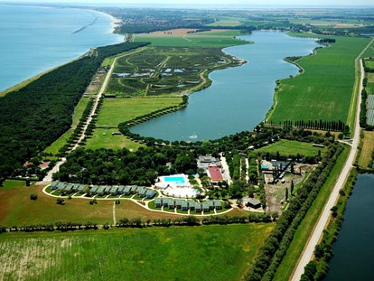 Hundehotel - Umgebungsschwerpunkt: Meer - Emilia Romagna - Panoramablick - Feriendorf Spiaggia Romea - Feriendorf Spiaggia Romea