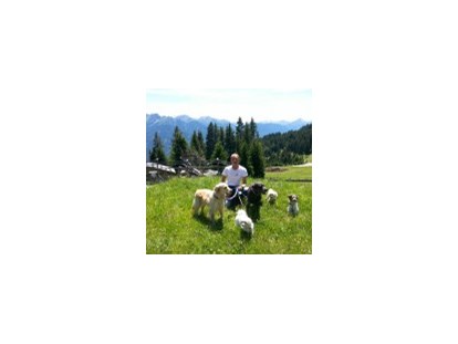 Hundehotel - Österreich - Dogsitting und Hundetraining - Hotel Bergfrieden Fiss in Tirol