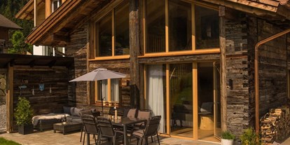 Hundehotel - Unterkunftsart: Ferienhaus - Tirol - Terrasse - Braito 's Seaside Lodges und Suites