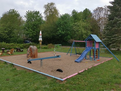 Hundehotel - Mecklenburg-Vorpommern - Spielplatz - Familienhotel am Tierpark