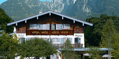 Hundehotel - Umgebungsschwerpunkt: am Land - Koppl (Koppl) - Stoll´s Hotel Alpina