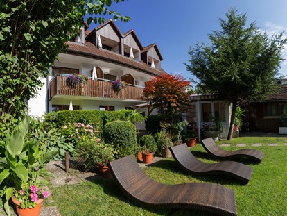 Hundehotel - Konstanz - Garten im Bodensee Hotel Storchen - Bodensee Hotel Storchen 