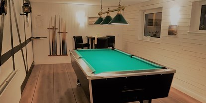 Hundehotel - Sauna - Ostsee - Billard, Darts, Tischtennis, Tischkicker sind im Hotel verfügbar - HofHotel Krähenberg
