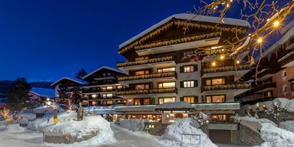 Hundehotel - Davos Dorf - Hotel Alpina im Winter - Hotel Alpina Klosters
