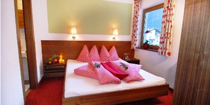 Hundehotel - Sauna - Tux - Schlafzimmre Appartement Hochfeiler - Apart Hotel Austria