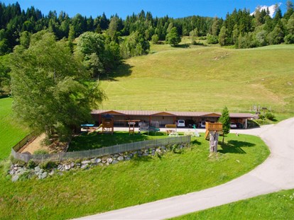 Hundehotel - Wellnessbereich - Steiermark - Unser Bergbauernhof bietet den Gästen eine Garage bei Ihren Urlaub am Irxnerhof. - Bergbauernhof Irxner