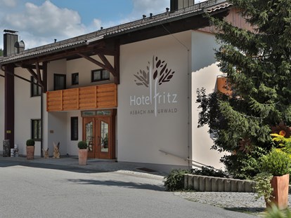 Hundehotel - Bayerischer Wald - Im Hotel Fritz lässt sich der Charm aller vier Jahreszeiten entdecken - Hotel der Bäume