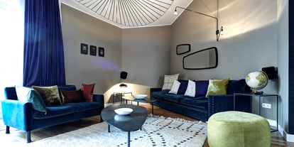 Hundehotel - WLAN - Berlin - Penthouse 2
Bis 4 Personen
180 m2
Badewanne
Regenwalddusche - Gorki Apartments