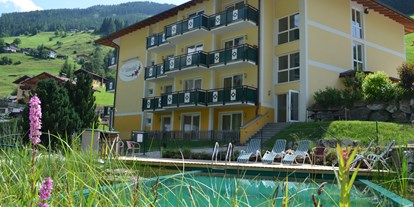 Hundehotel - Unterkunftsart: Hotel - Sankt Martin am Tennengebirge - Aparthotel Almrösl im Sommer - Aparthotel Almrösl
