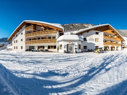 Hundehotel - Unterkunftsart: Hotel - Niederdorf (Trentino-Südtirol) - Urlaub mit Hund im Winter - Hotel Sonja