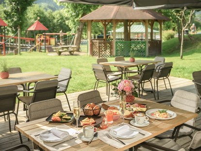Hundehotel - Nationalpark Hohe Tauern - Das Hotel Bergzeit vereint österreichische Gastlichkeit mit italienischem Lebensgefühl.  - Hotel Bergzeit