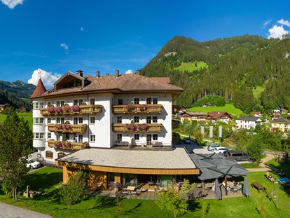 Hundehotel - Maishofen - Das familiär geführte Hotel Bergzeit**** im Herzen des Großarltals.  - Hotel Bergzeit