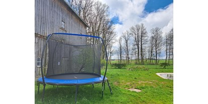 Hundehotel - Unterkunftsart: Bauernhof - großes Trampolin - Lienlasmühle