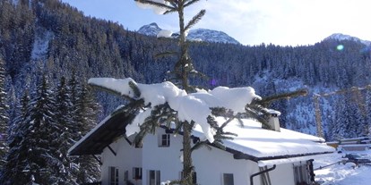Hundehotel - Winterwanderwege - Chalet Rustica Winter - Ferienwohnung "In da Brünst"
