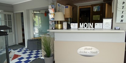 Hundehotel - Umgebungsschwerpunkt: Meer - Deutschland - Rezeption - NordseeResort Hotel&Suite Arche Noah
