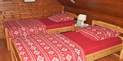 Hundehotel - Sauna - soba u potkrovlju s balkonom i pogledom na rijeku, (dva kreveta 90x200 cm) - Vikendica Bobica