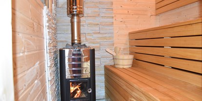 Hundehotel - Sauna - sauna s pogledom u šumu i peći na drva - Vikendica Bobica