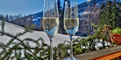 Hundehotel - Schwerpunkt: Skifahren / Winter - Sektfrühstück mit Bergblick - Almchalet Goldbergleiten | Romantische Berghütte - traumhafte Sonnenlage im Nationalpark Hohe Tauern