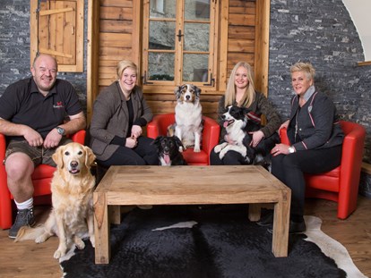 Hundehotel - ausschließlich für Hundeliebhaber - Hohe Tauern - Familie Langreiter - Hotel Grimming Dogs & Friends