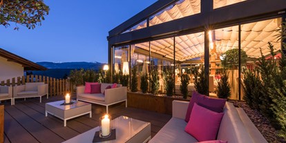 Hundehotel - Umgebungsschwerpunkt: See - Italien - Romantische Kuschellounge mit Wintergarten  - Hotel Das Badl