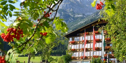 Hundehotel - Sauna - Donnersbachwald - Unser Hotel von außen - Bio Hotel Feistererhof